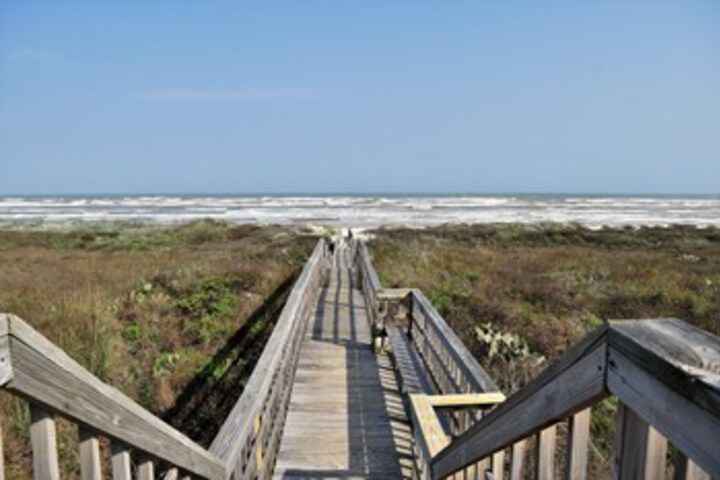 Property Grounds 42 of 78