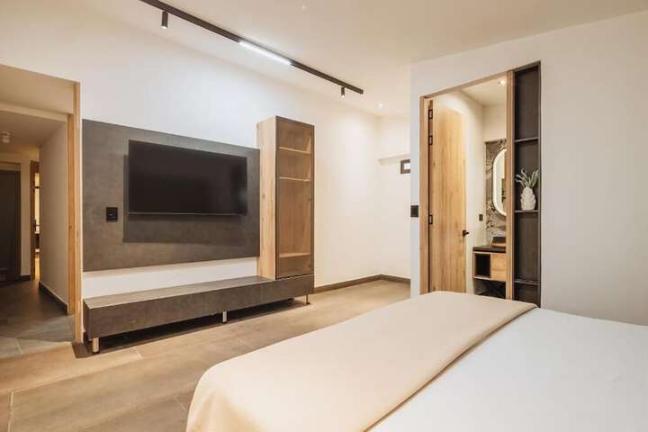 Room 41 of 91