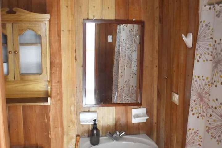 Room 9 of 26