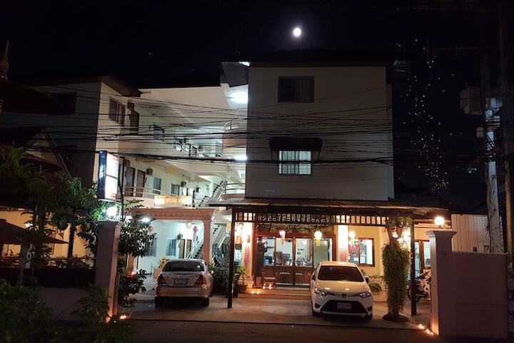 Hotel 20 of 21