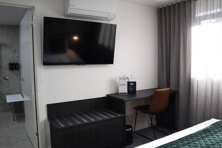 Room 7 of 21