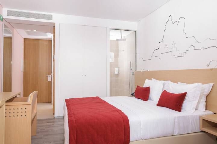 Room 2 of 19