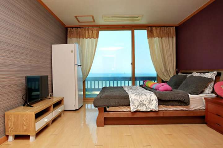 Room 2 of 13