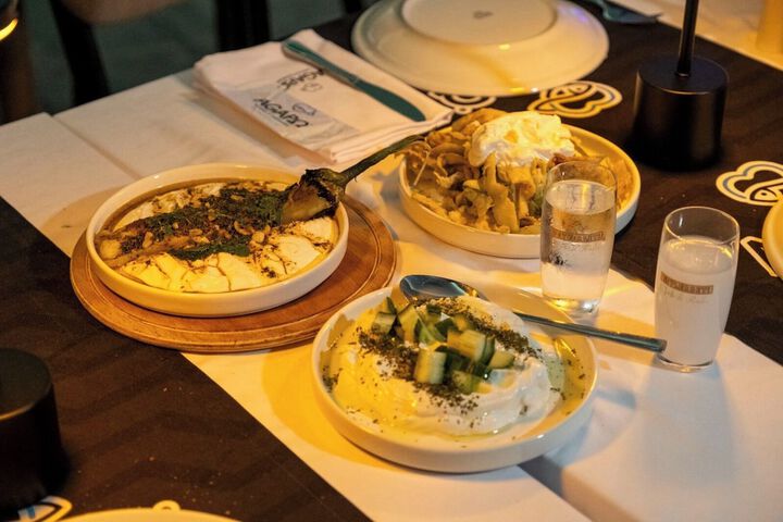 Dining 49 of 85