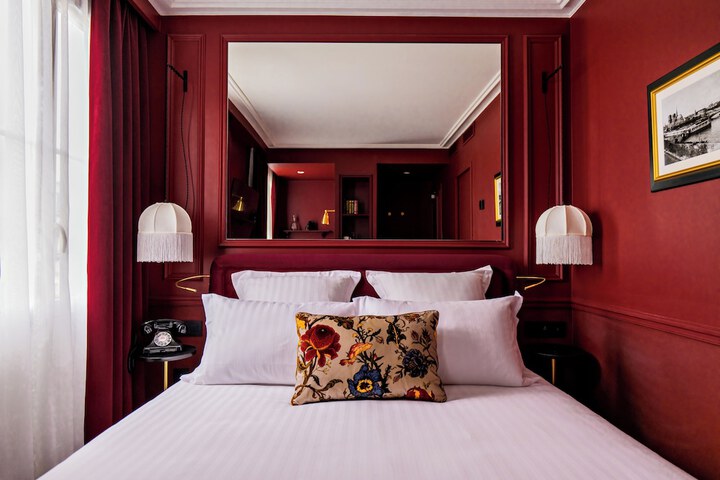 Room 23 of 63