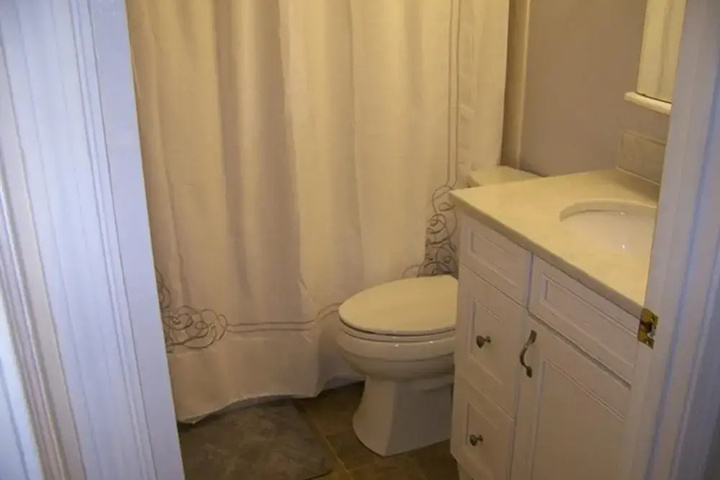 Room 7 of 15