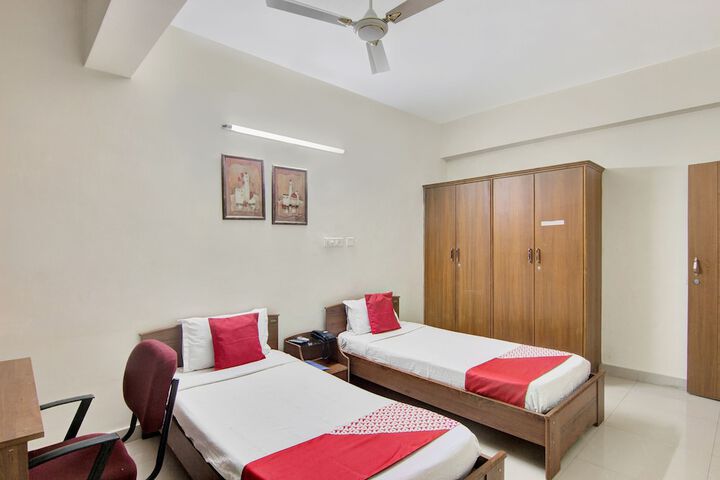 Room 18 of 37