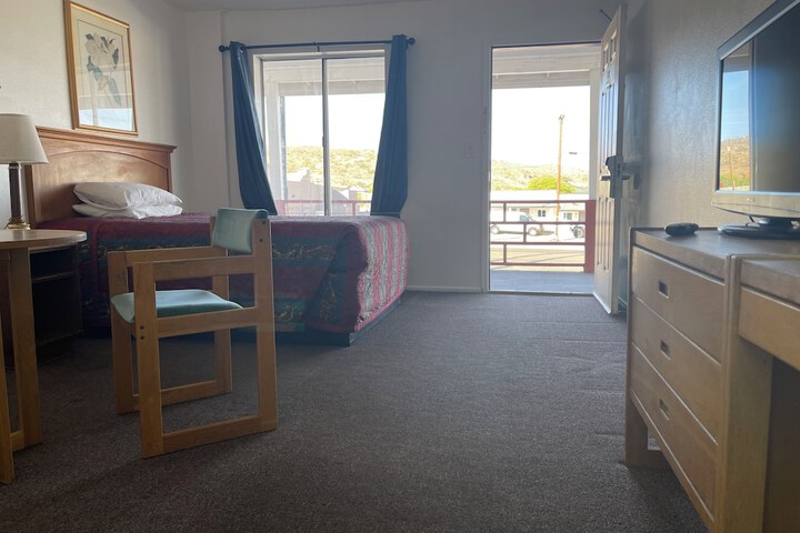 Room 21 of 41