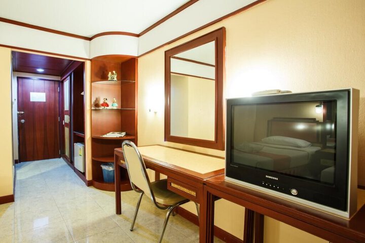 Photo 5