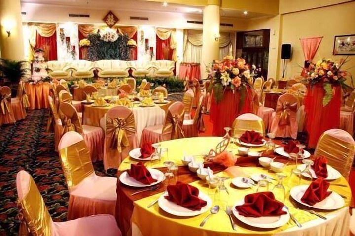 Indoor wedding