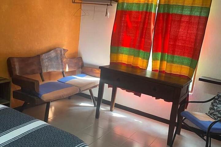 Room 12 of 36