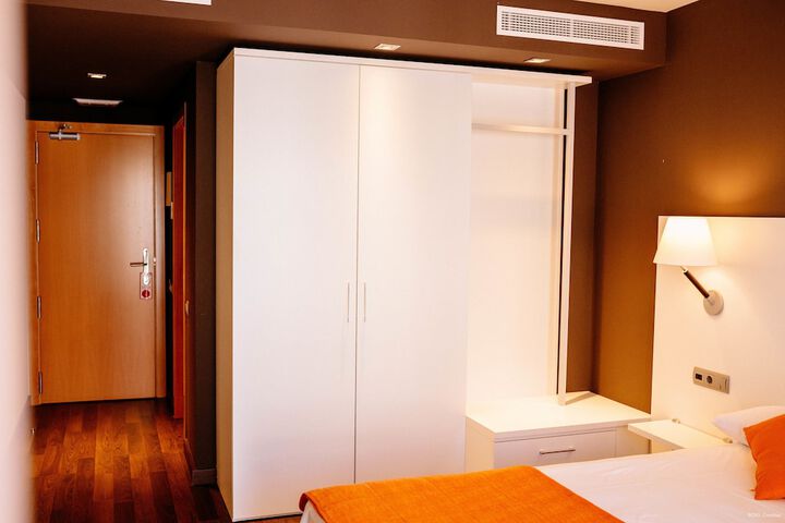 Room 9 of 45