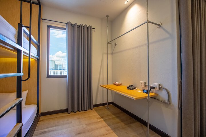Room 15 of 140