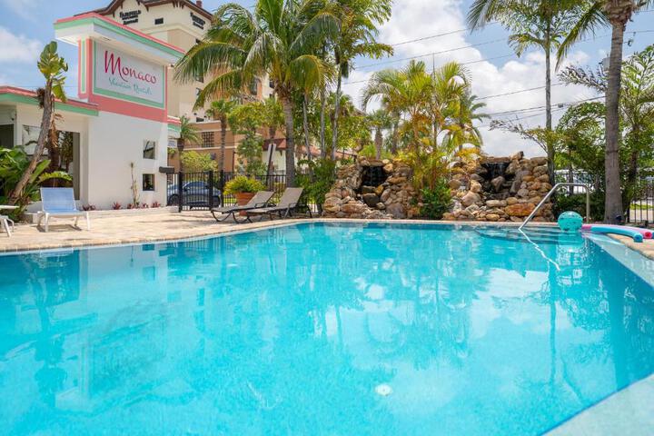 Image of Island Cay at Clearwater Beach