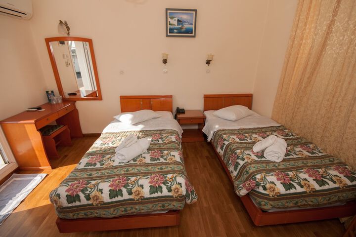Room 72 of 152