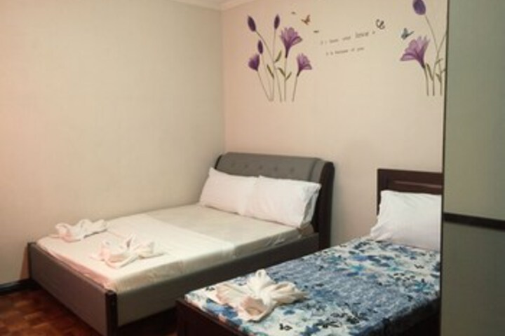 Room 71 of 103