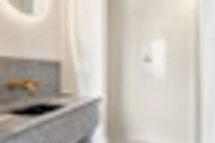 Room 137 of 171