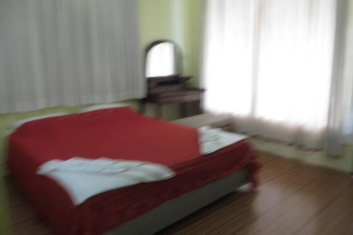 Room 17 of 49
