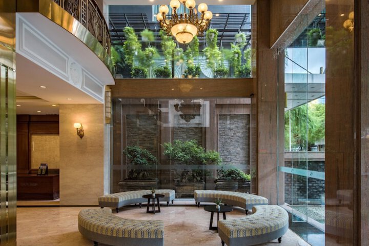 Hotel Interior 7 of 108