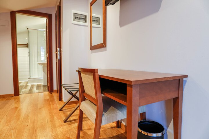 Room 43 of 73