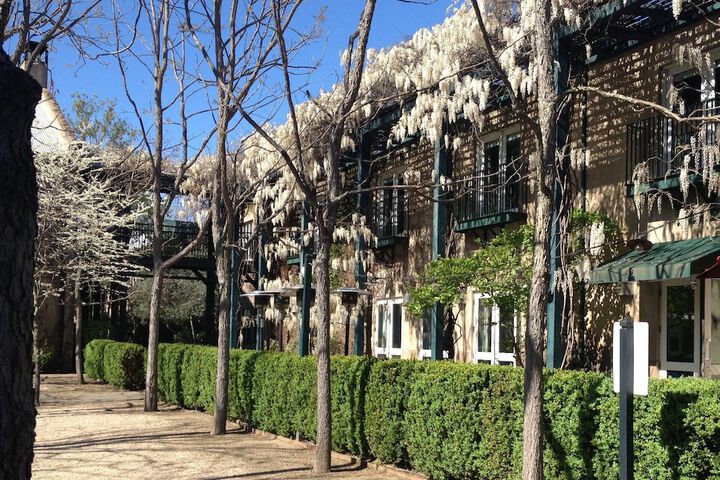 Hotel Exterior 57 of 61