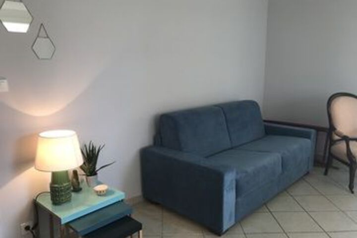 Room 18 of 22