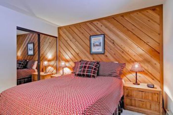 Room 12 of 39