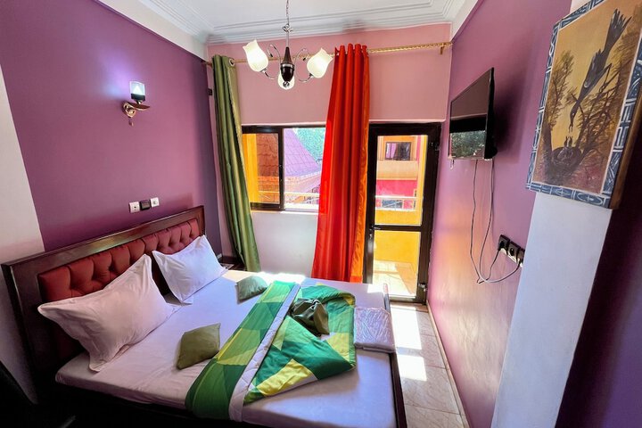 Room 44 of 118