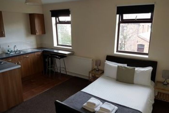 Room 32 of 47