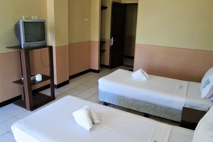 Room 19 of 42