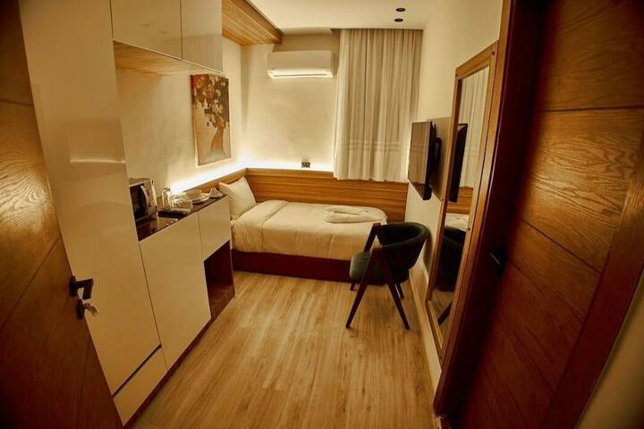 Room 36 of 101