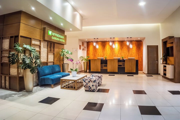 Lobby Entry