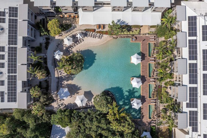 Pool 65 of 133