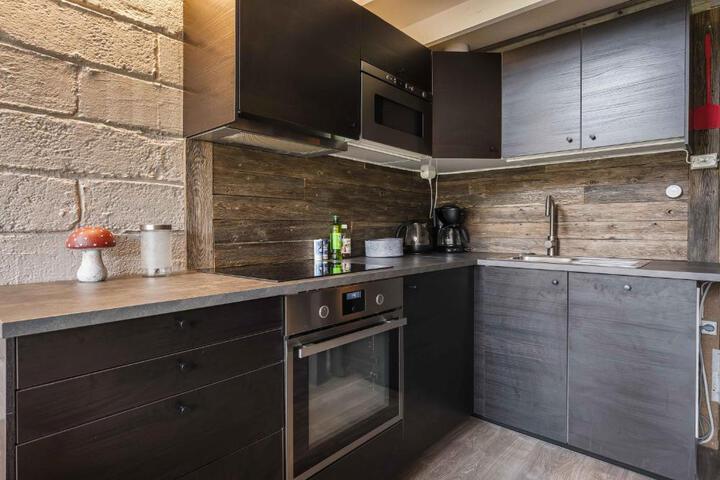 General 85 of 89