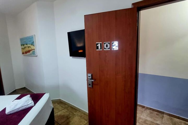 Room 40 of 84