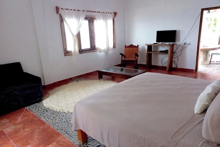 Room 2 of 7