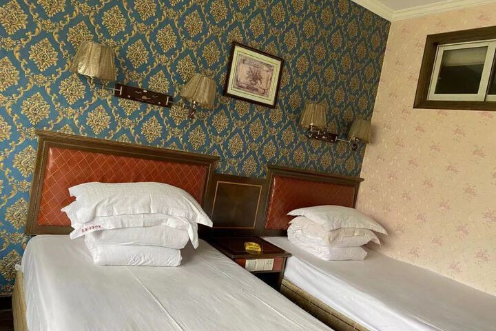Yiwu Changlong Hotel (Chaoyang Road Shop)