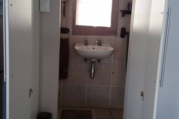 Room 12 of 31