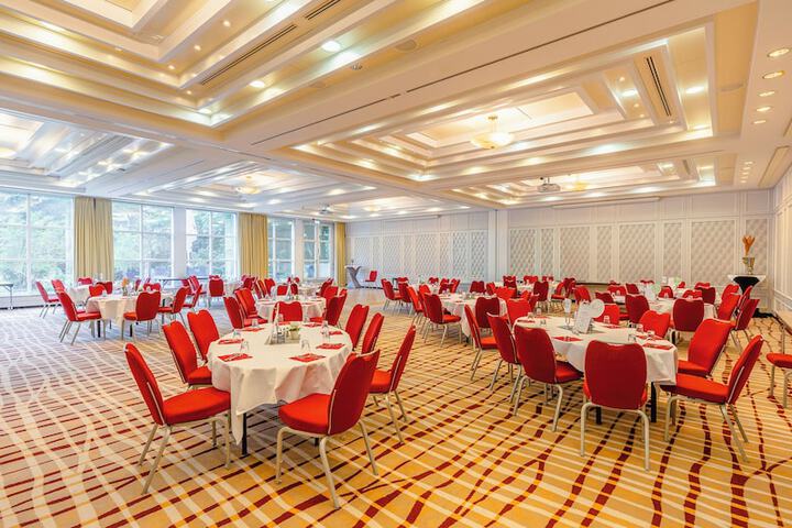 Ballroom/Hall 104 of 116