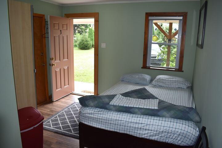 Room 12 of 25