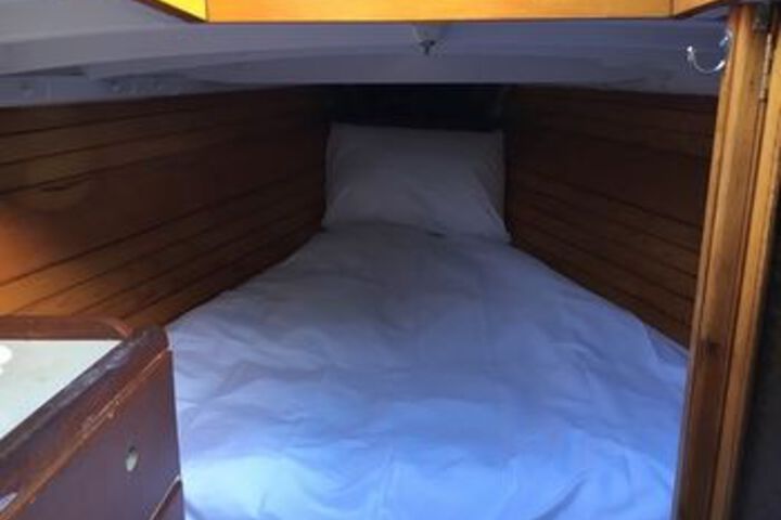 Room 15 of 48