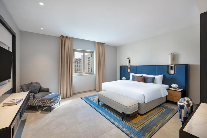 Room 44 of 111