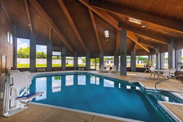 Pool 35 of 46