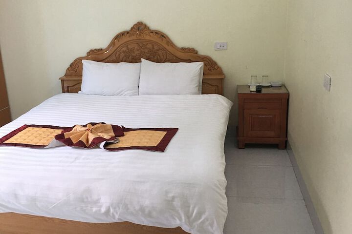 Room 18 of 82