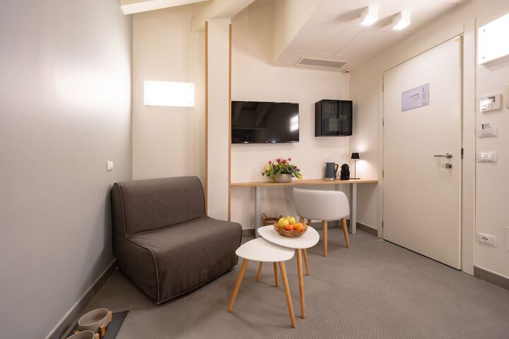 Room 19 of 87