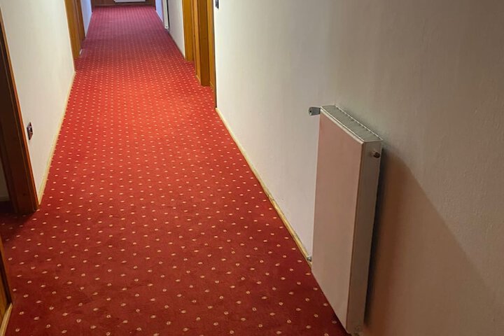 Ballroom/Hall 16 of 22