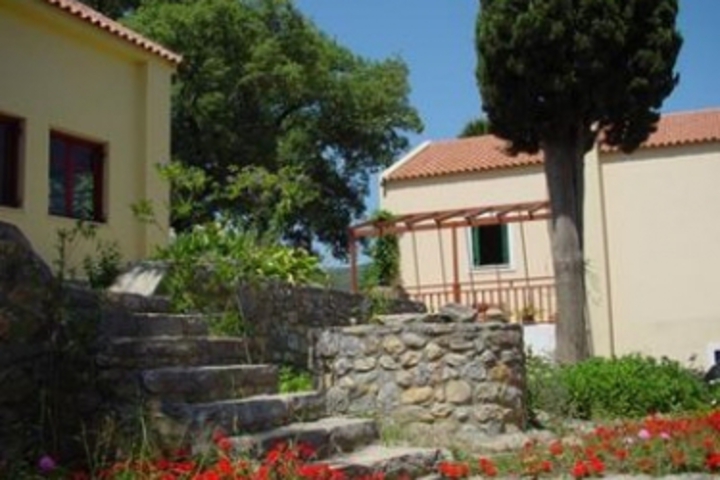 AVDOU VILLAS