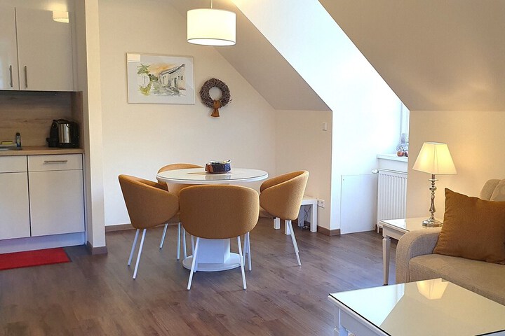 General 16 of 48