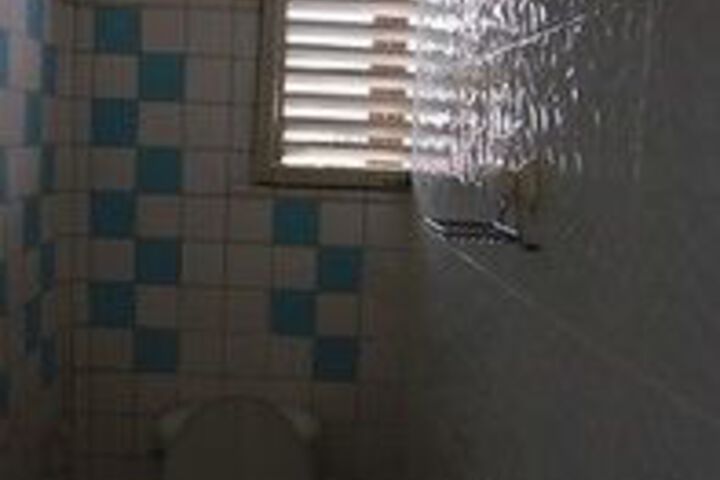 Room 4 of 36