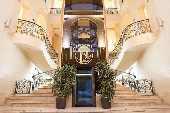 Hotel 2 of 69